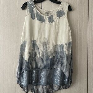 Elegant Gray and White Ombre Tank Top